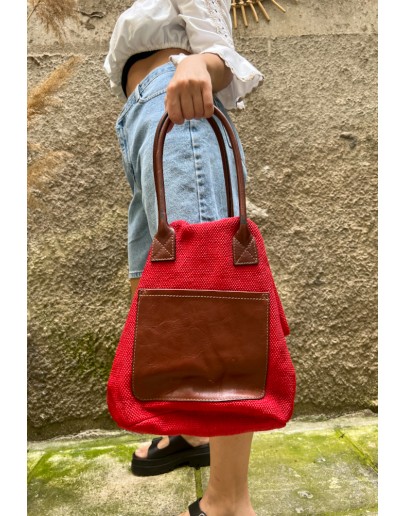 Vintage straw bag