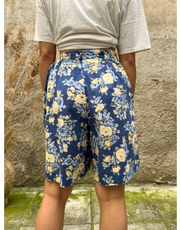 Vintage floral shorts M