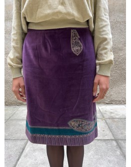 Vintage βελούδινη φούστα με κεντημένες λεπτομέρειες M