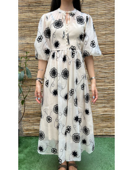 Vintage dress with embroidery maxi XS