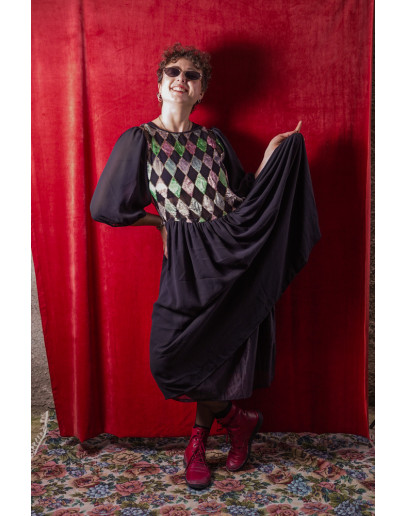 Vintage dress with shiny and velvet details L