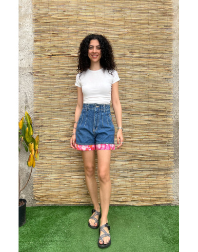 Vintage denim σορτς με φλοράλ λεπτομέρειες S