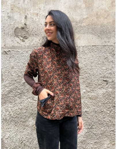 Vintage floral top M