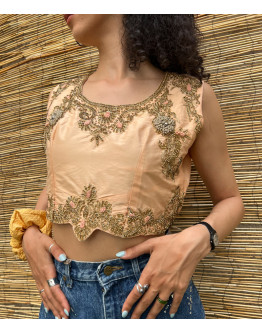 Vintage top with embroidery M