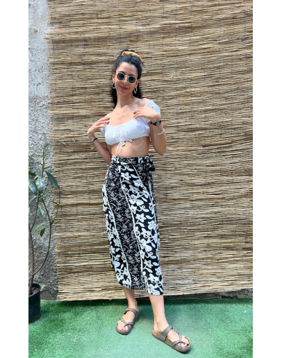 Vintage printed wrap skirt midi