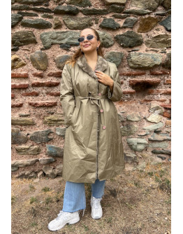 Vintage trench coat with a furry vest 